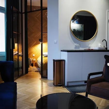 Royal Point Bed & Bath Apartment Stettin